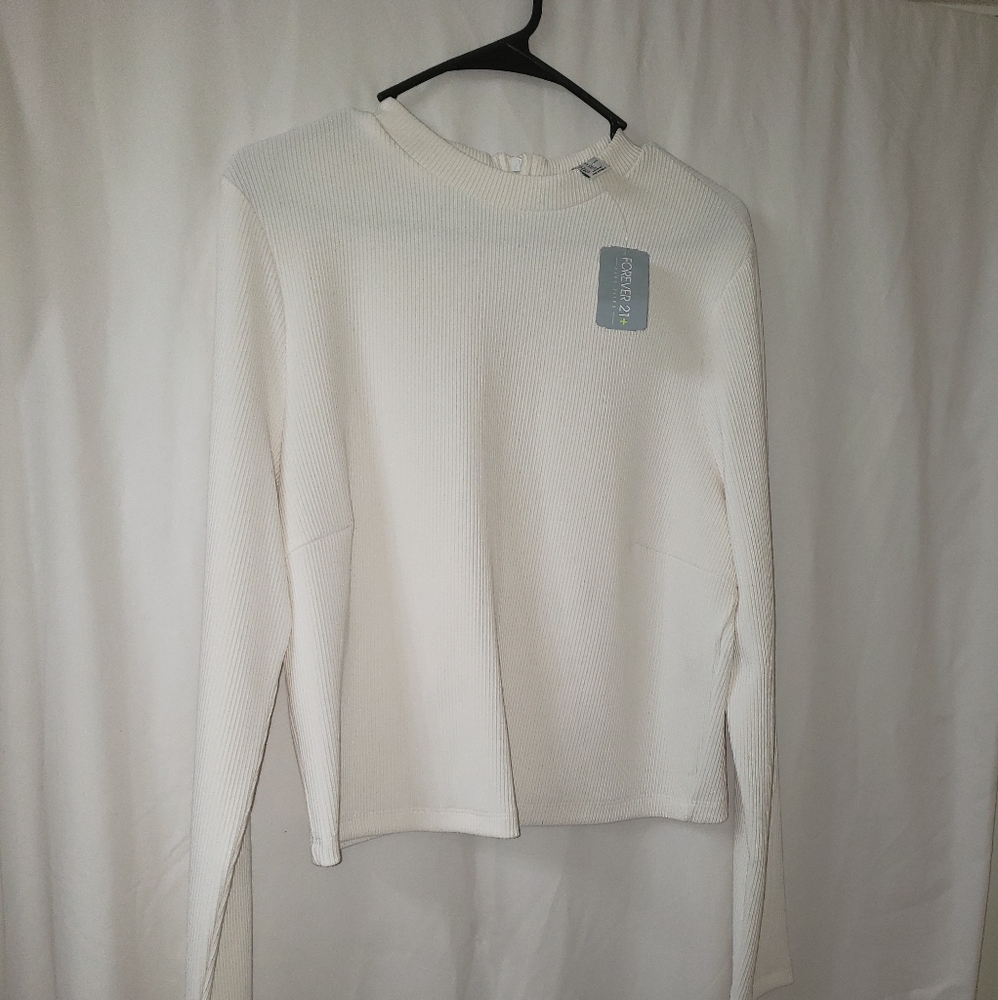 Forever 21 plus +  Ivory knit Top